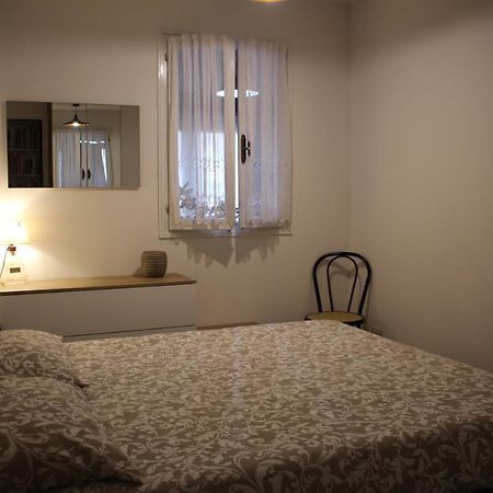 Appartamento Balcone Fiorito Fonzolo Kültér fotó